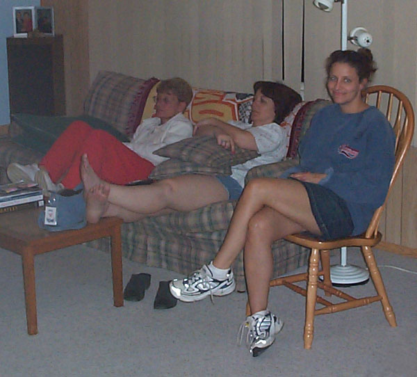 41_kathi_les_lisa_chillin