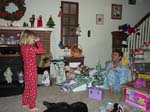 20_ella_takes_mamas_picture